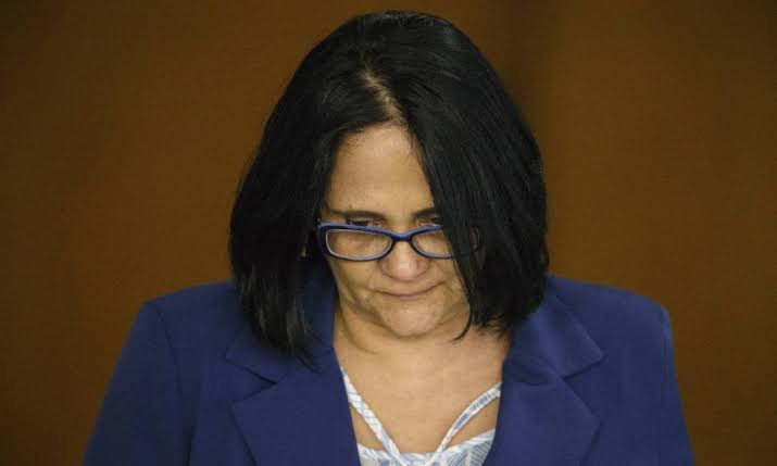 Fim da escala 6×1 segue parado enquanto Senado acelera debate sobre homeschooling
