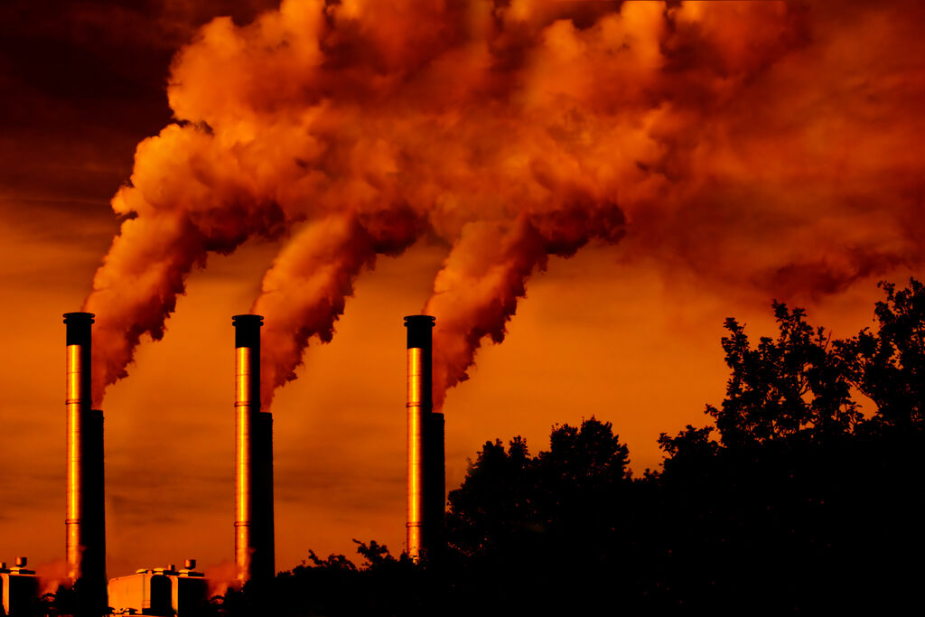 Crise climática expõe limites do capitalismo e reacende debate sobre transformação do modelo econômico