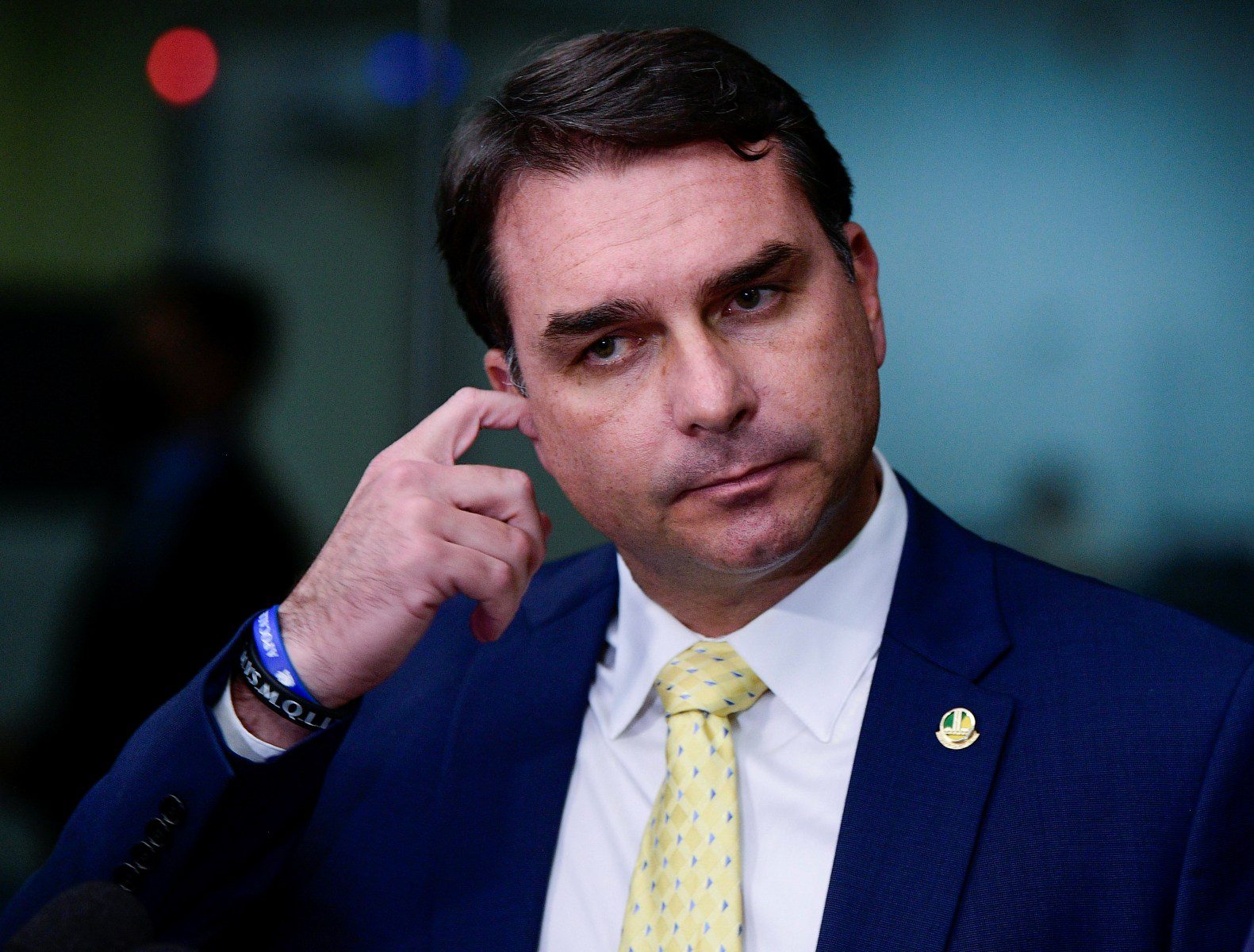 Centrão adota neutralidade diante de Flávio Bolsonaro