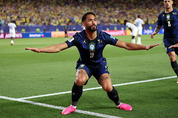 Seleção em Evolução: O Impacto Tático de Mateus Cunha na Vitória Sobre o Haiti